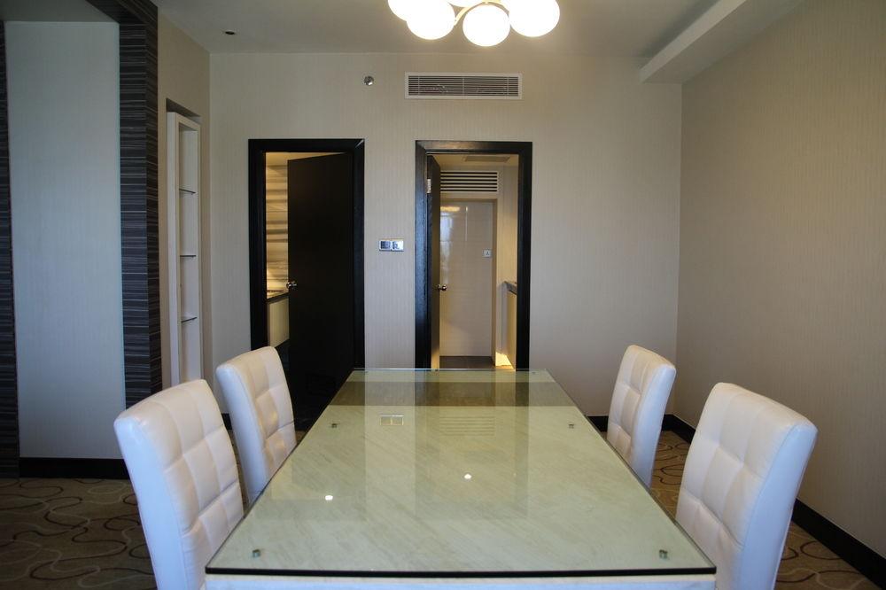 Promenade Hotel Kota Kinabalu Kültér fotó