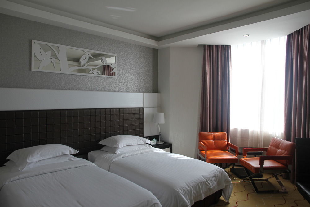 Promenade Hotel Kota Kinabalu Kültér fotó